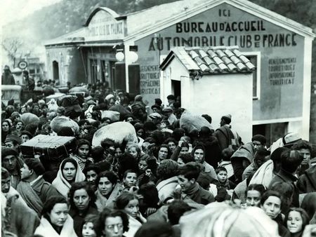 Afflux de réfugiés au Perthus